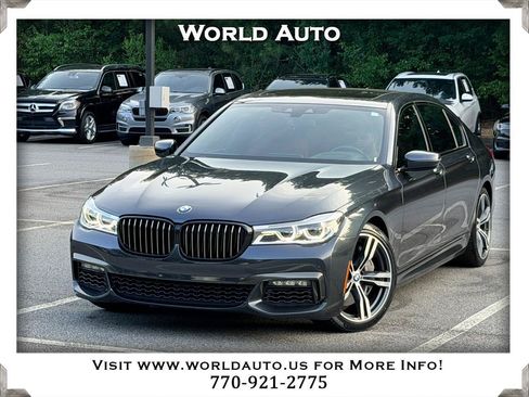 Used 2019 BMW 750i xDrive w/ M Sport Package AWD/4WD image 1