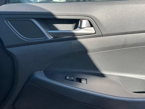 Used 2018 Hyundai Tucson SEL AWD/4WD image 17