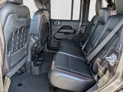 Used 2022 Jeep Wrangler Unlimited Rubicon w/ Steel Bumper Group image 22