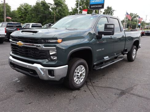 New 2026 Chevrolet Silverado 2500 LT w/ Safety Package AWD/4WD image 22