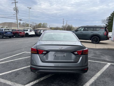 Used 2023 Nissan Altima 2.5 S image 6