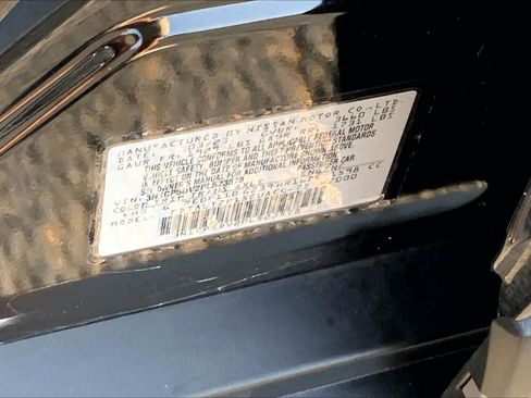 Used 2023 Nissan Kicks SR w/ SR Premium Package FWD image 37