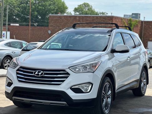 Used 2015 Hyundai Santa Fe GLS w/ Option Group 03 FWD image 2