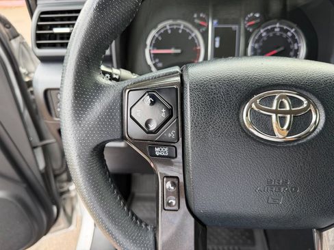 Used 2021 Toyota 4Runner TRD Off-Road Premium w/ Moonroof Package AWD/4WD image 16