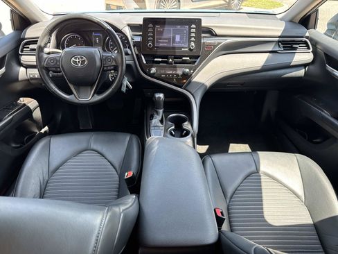 Used 2024 Toyota Camry SE FWD image 19