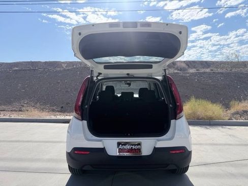 Used 2021 Kia Soul S FWD image 28