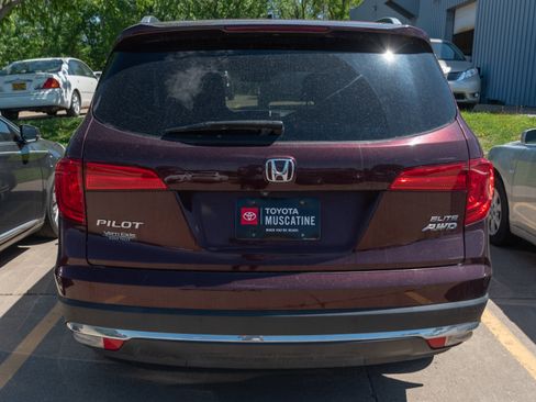 Used 2017 Honda Pilot Elite image 6
