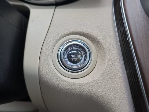 Certified 2022 Mercedes-Benz GLC 300 4MATIC image 27