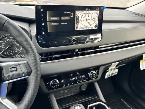 New 2026 Mitsubishi Outlander SE image 24