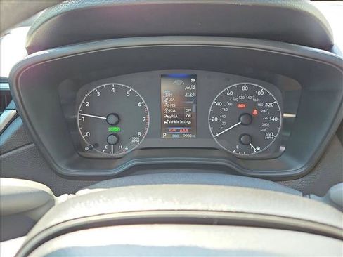 Used 2025 Toyota Corolla Cross AWD Hybrid image 12