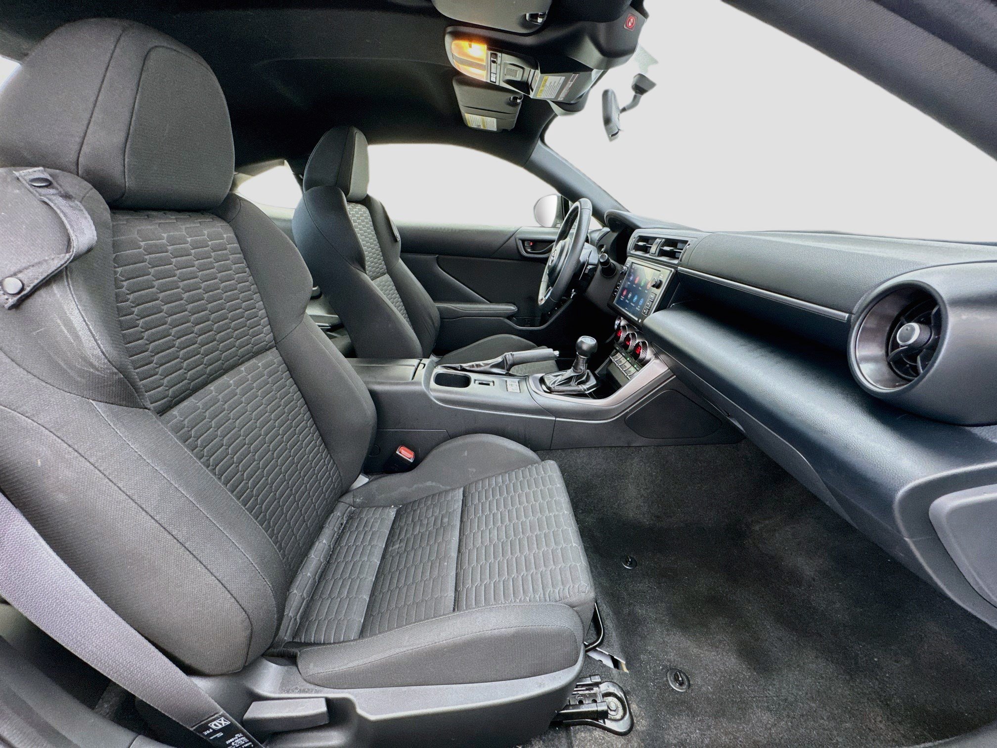 Used 2025 Toyota GR86 RWD image 18