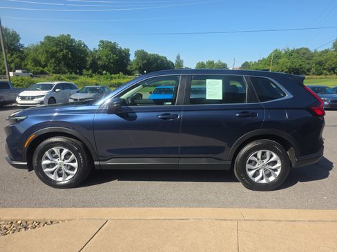 Used 2024 Honda CR-V LX image 8