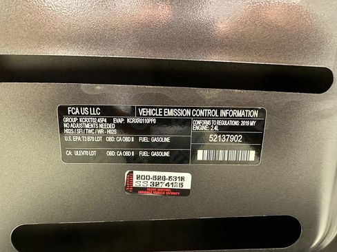 Used 2019 Jeep Renegade Altitude w/ Quick Order Package 2XM AWD/4WD image 5