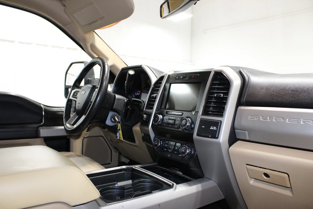Used 2021 Ford F250 Lariat AWD/4WD image 35