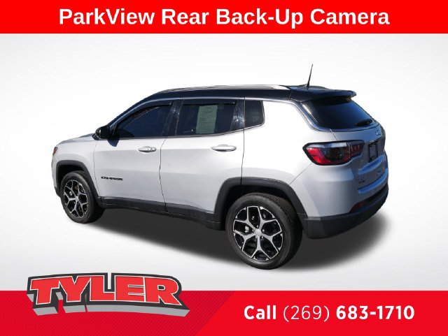 Used 2024 Jeep Compass Limited AWD/4WD image 5