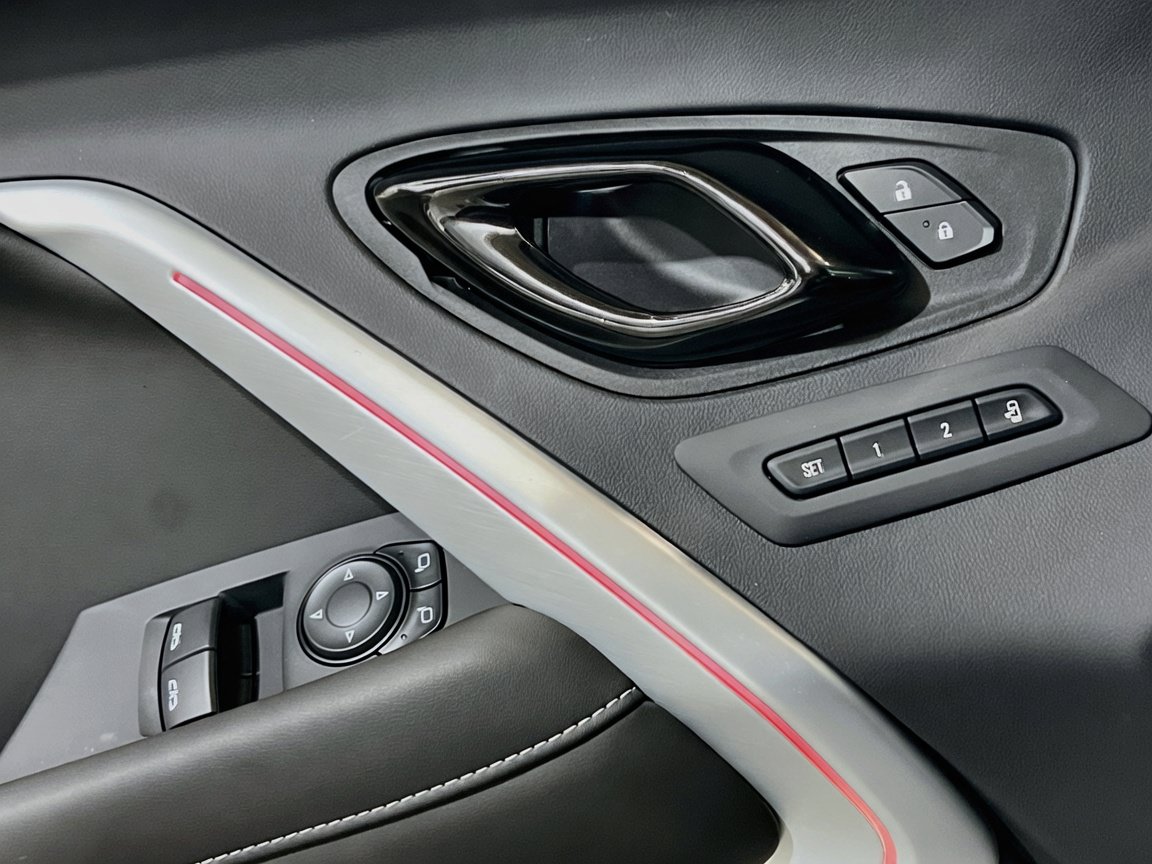 Used 2023 Chevrolet Camaro SS RWD image 14