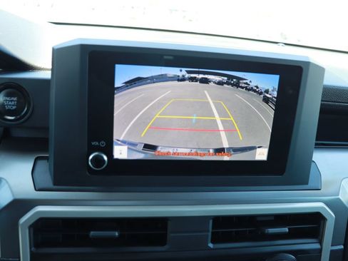 Used 2024 Toyota Tacoma SR5 AWD/4WD image 29