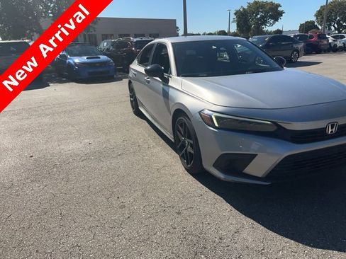 Used 2022 Honda Civic Sport image 5