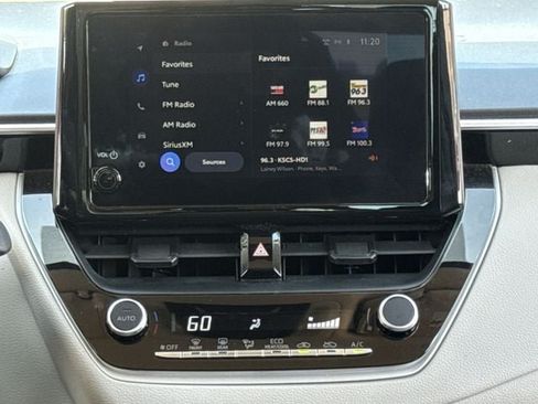 Used 2024 Toyota Corolla LE FWD image 17