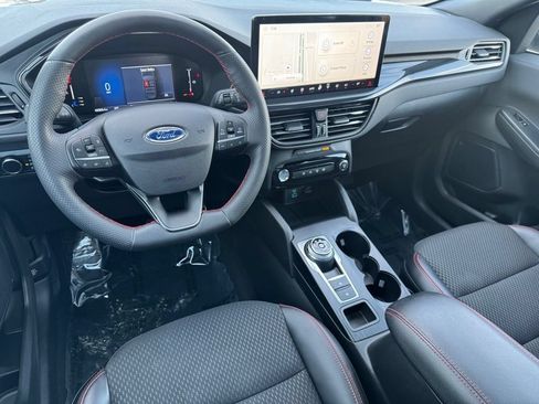Certified 2023 Ford Escape ST-Line w/ Tech Pack #1 AWD/4WD image 11