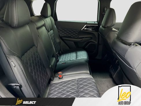 Used 2022 Mitsubishi Outlander SEL AWD/4WD image 30