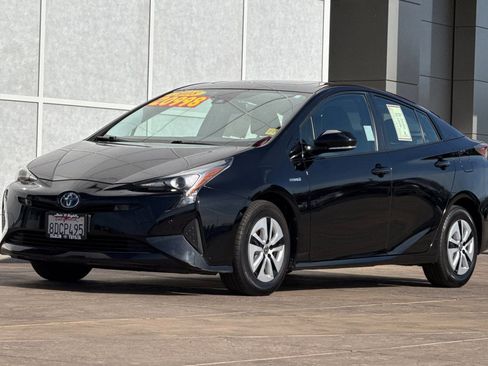 Certified 2018 Toyota Prius Four image 10