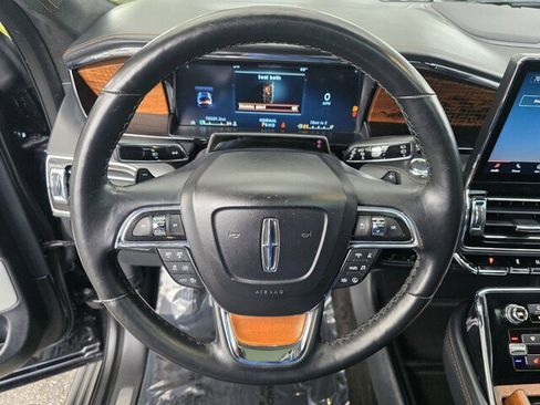 Used 2022 Lincoln Navigator Black Label image 23