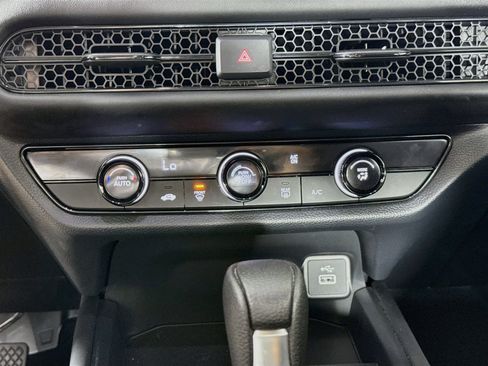Certified 2024 Honda HR-V LX image 17