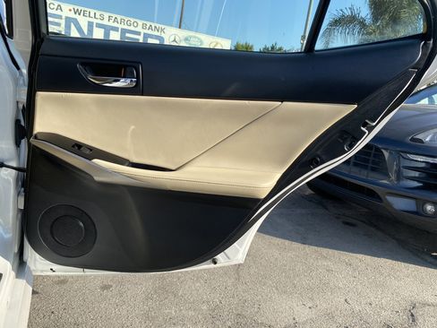 Used 2016 Lexus IS 200t image 20