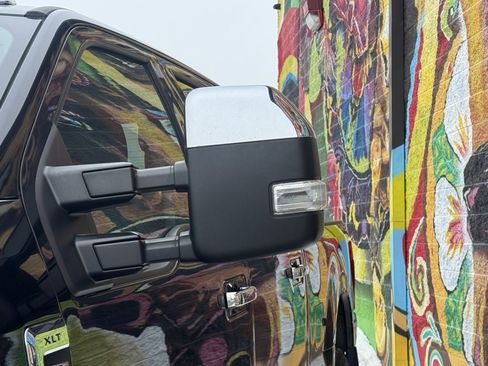 Used 2020 Ford F250 XLT w/ XLT Premium Package image 6