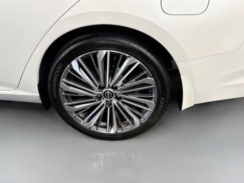 Used 2024 Nissan Altima 2.5 SL FWD image 37