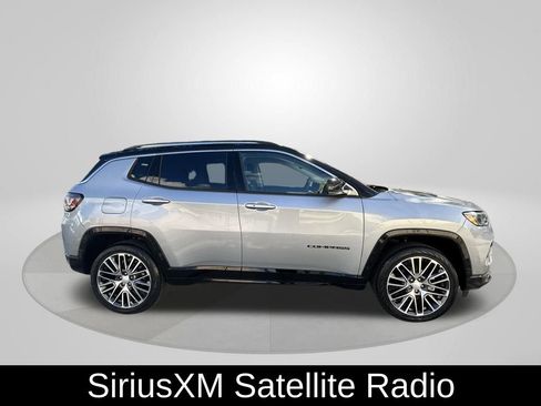 Certified 2022 Jeep Compass Limited w/ Elite Group image 7
