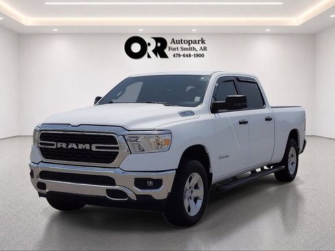 Used 2023 RAM 1500 Big Horn AWD/4WD image 2