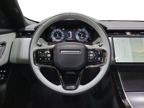 New 2026 Land Rover Range Rover Velar Dynamic SE image 24
