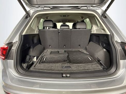 Used 2022 Volkswagen Tiguan SE image 24