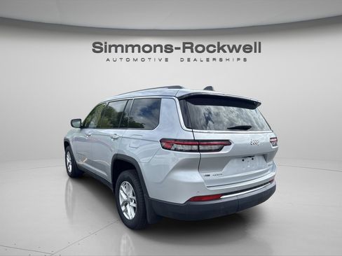 Used 2023 Jeep Grand Cherokee L Laredo w/ MOPAR Finishing Package AWD/4WD image 2