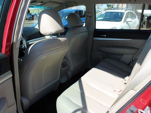 Used 2013 Subaru Outback 2.5i image 13