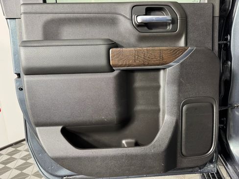 Used 2022 GMC Sierra 2500 Denali image 47