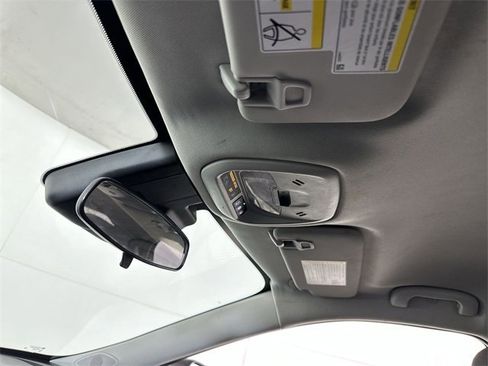 Used 2024 Chevrolet Trax LS image 19