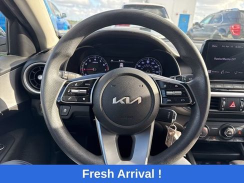 Used 2024 Kia Forte LXS image 5