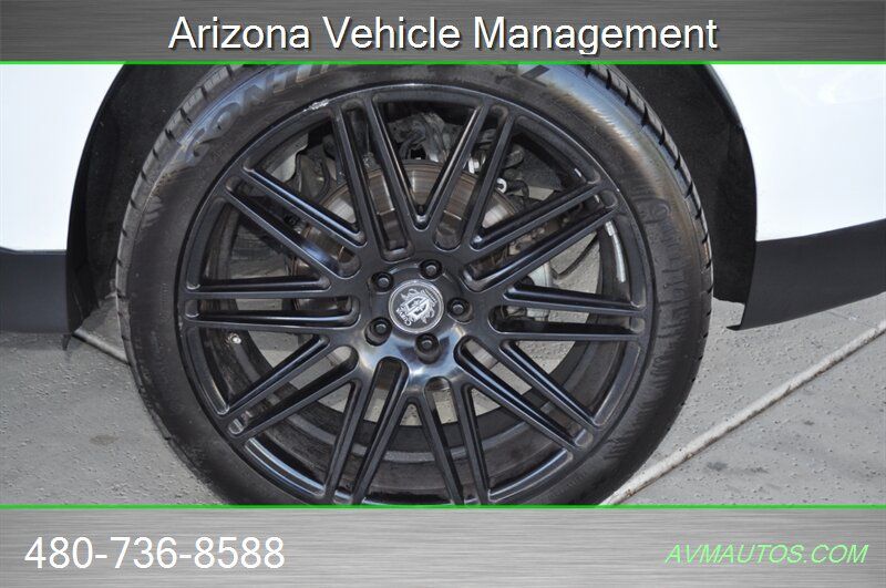 Used 2017 Jaguar F-PACE Prestige AWD/4WD image 16