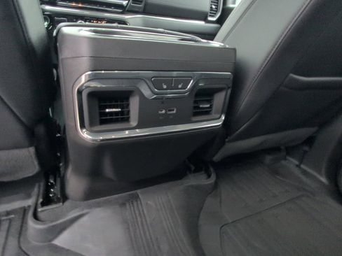 Used 2023 GMC Sierra 1500 SLT w/ SLT Premium Plus Package image 15