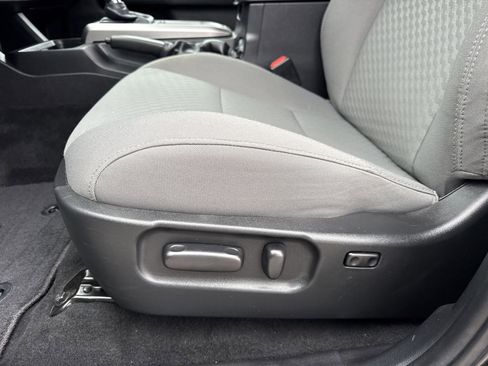 Used 2023 Toyota Tacoma SR5 RWD image 16