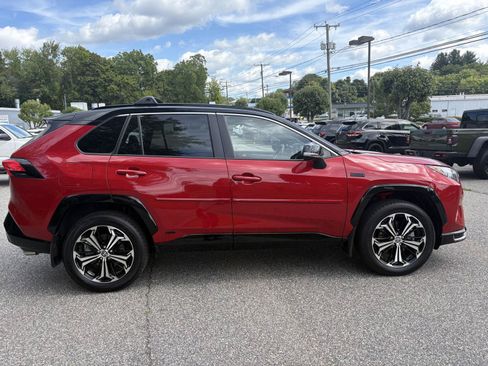 Used 2024 Toyota RAV4 XSE w/ Premium Package AWD/4WD image 8