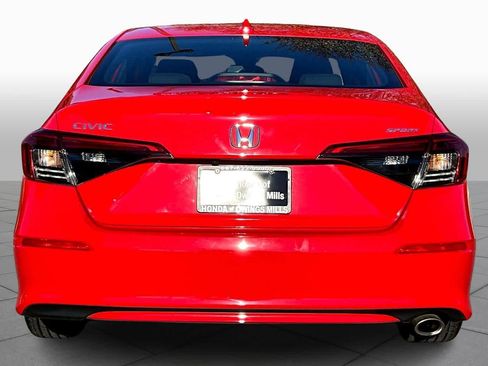 Used 2024 Honda Civic Sport image 4