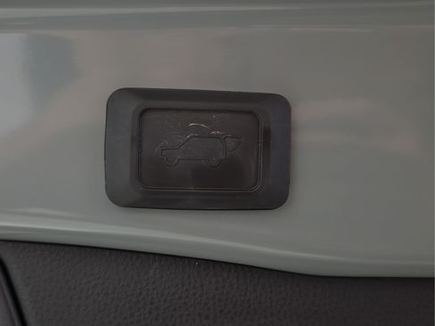 Used 2023 Toyota RAV4 XLE Premium FWD image 14