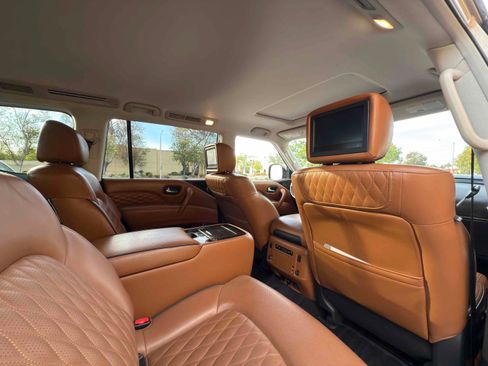 Used 2019 INFINITI QX80 Luxe w/ 22" Wheel Package AWD/4WD image 89