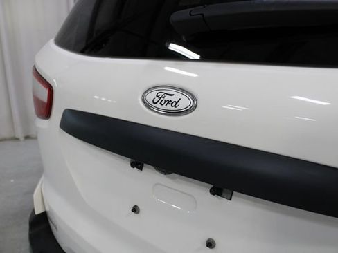 Used 2018 Ford EcoSport Titanium AWD/4WD image 34