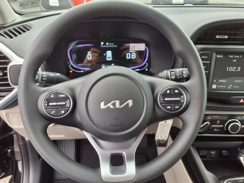 New 2025 Kia Soul LX image 19