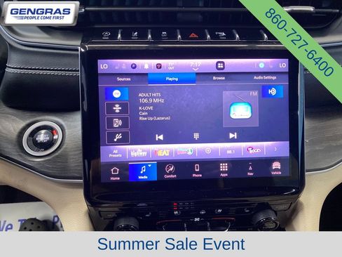 Used 2025 Jeep Grand Cherokee L Limited w/ Luxury Tech Group II AWD/4WD image 18